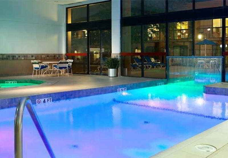 Courtyard By Marriott Dallas Arlington Entertainment District Exterior photo